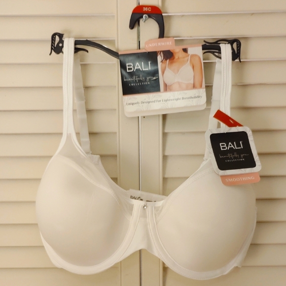 Bali Other - Bali Women's White Underwire Bra